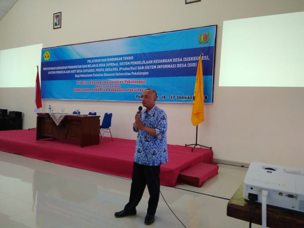 Pelatihan dan Bimbingan Teknis bagi Mahasiswa KKN Unikal 